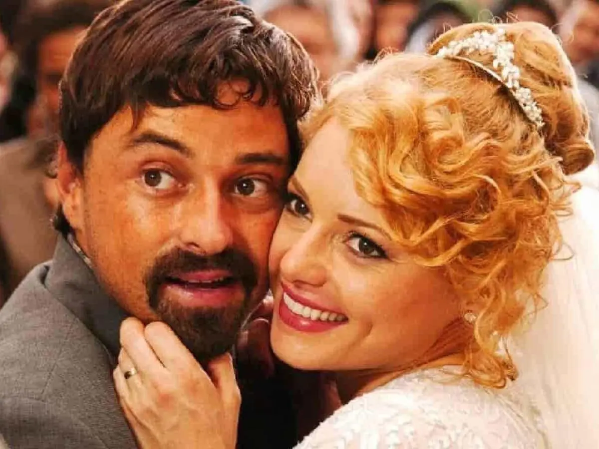 Crispim (Emílio Orciollo Netto) e Kátia (Rita Guedes)