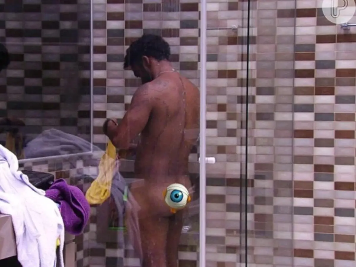 Além do gêmeo! Relembre outros homens que ficaram pelados dentro do BBB