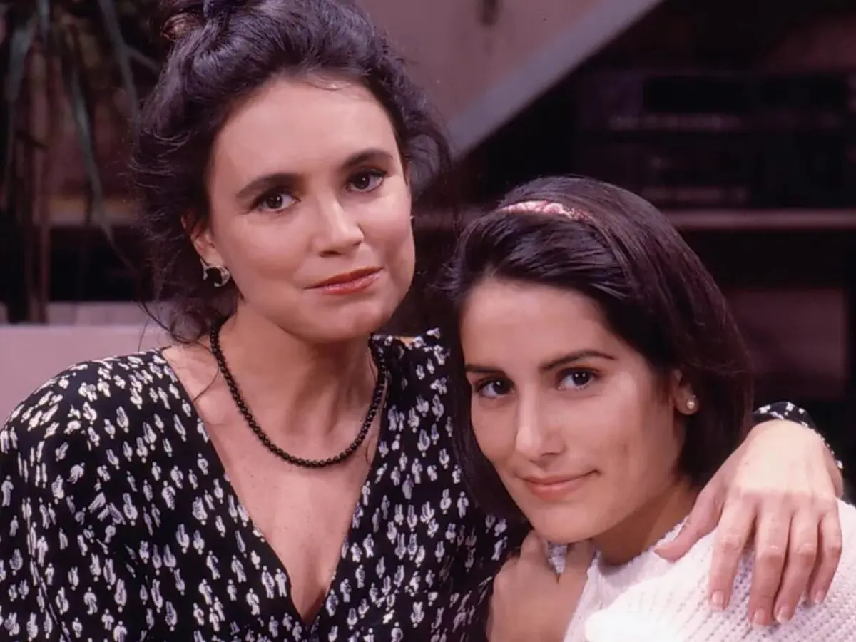 Raquel (Regina Duarte) e Maria de Fátima (Glória Pires) em Vale Tudo (1988)