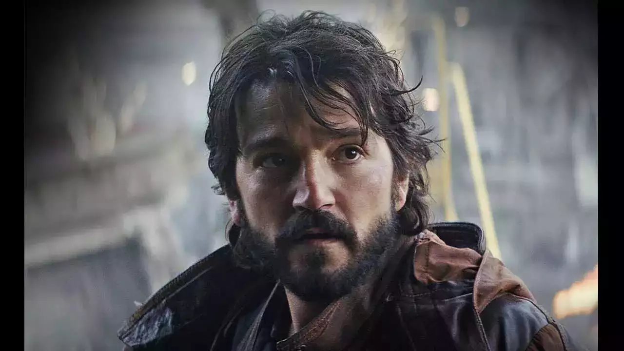 Diego Luna volta no papel central