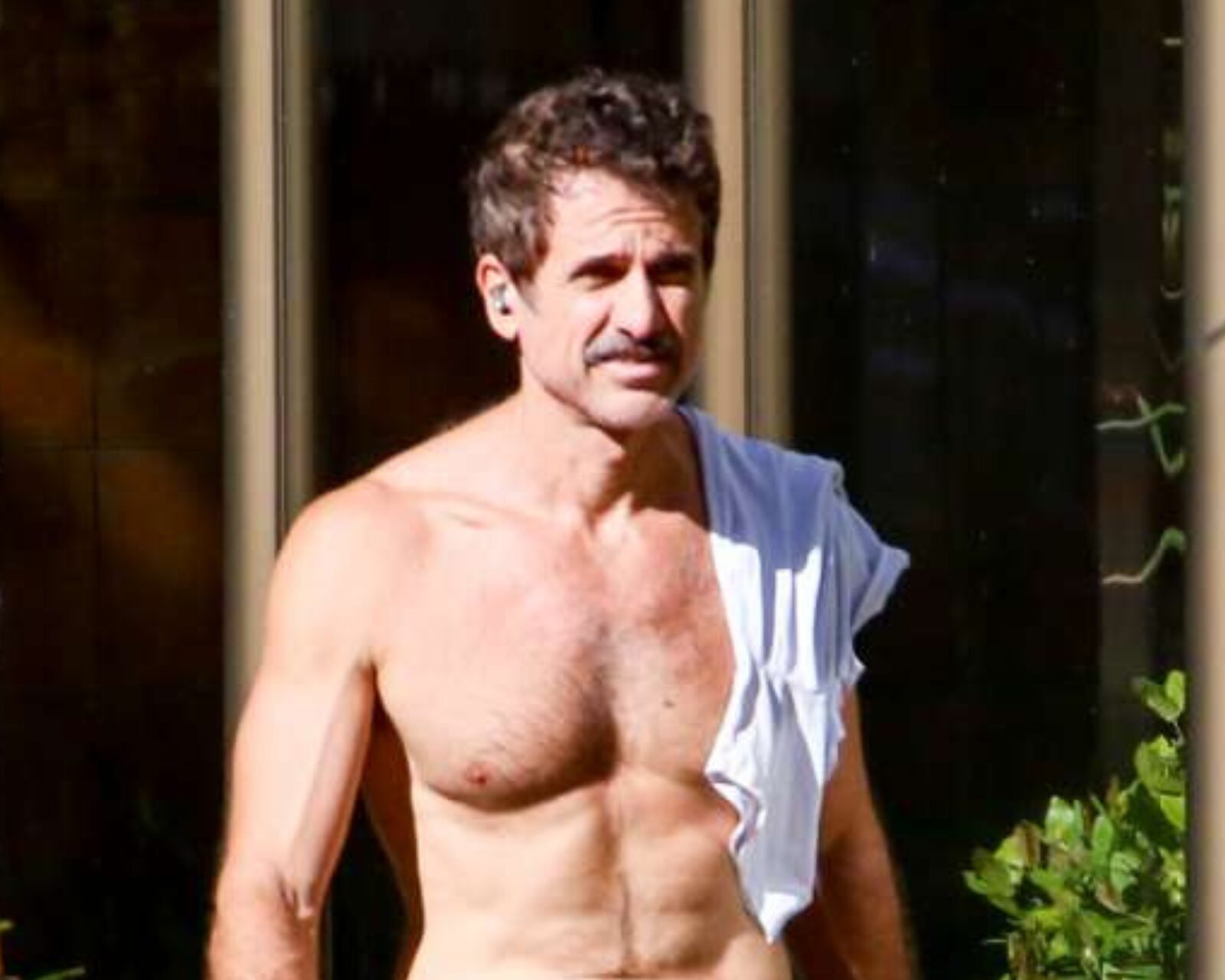 Eriberto Leão