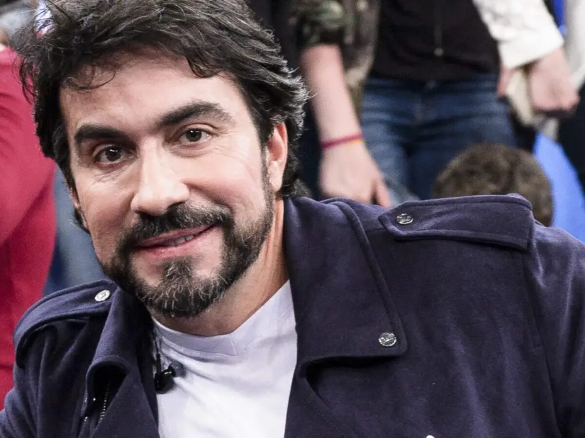 Ex-gerente demitido volta a desmentir padre Fábio de Melo: ‘Briga’