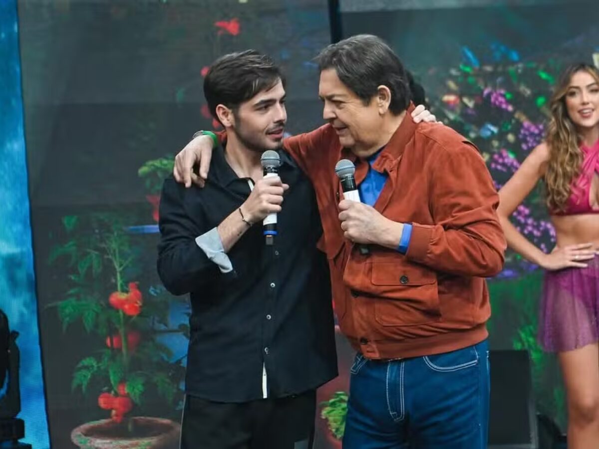 No aniversário do pai, João Silva faz homenagem para Faustão: 'Meu eterno ídolo'