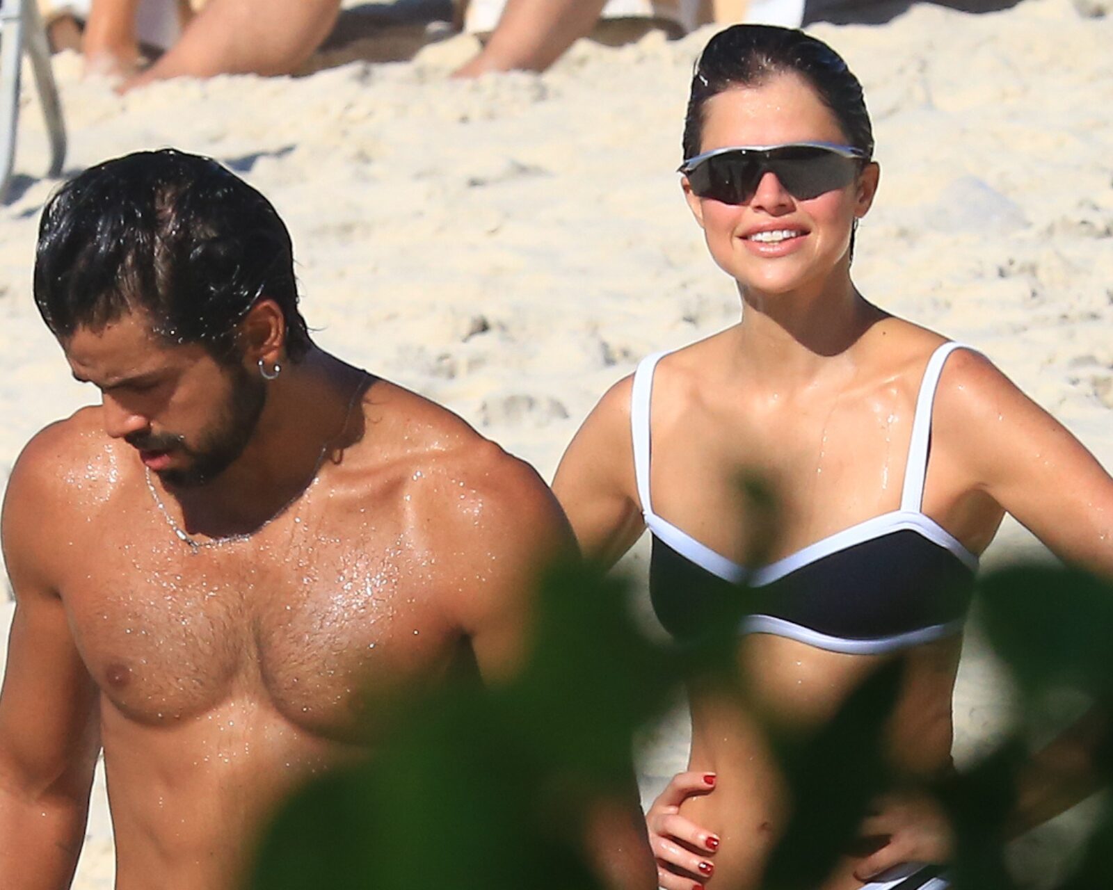 Rodrigo Simas e Agatha Moreira