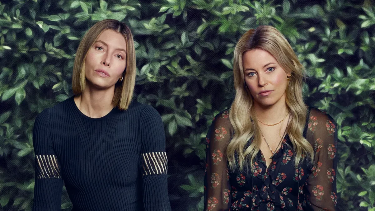 Jessica Biel e Elizabeth Banks vivem as irmãs Chloe e Nicky