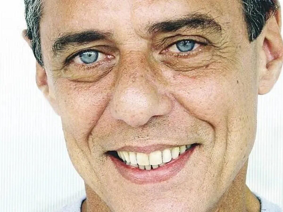 Chico Buarque passa por cirurgia no crânio