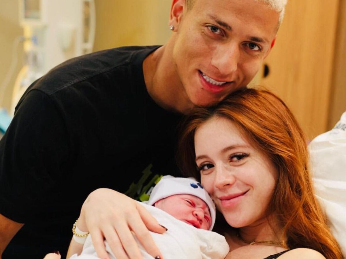 Nasce filho do jogador Richarlison e nome chama a atenção da web
